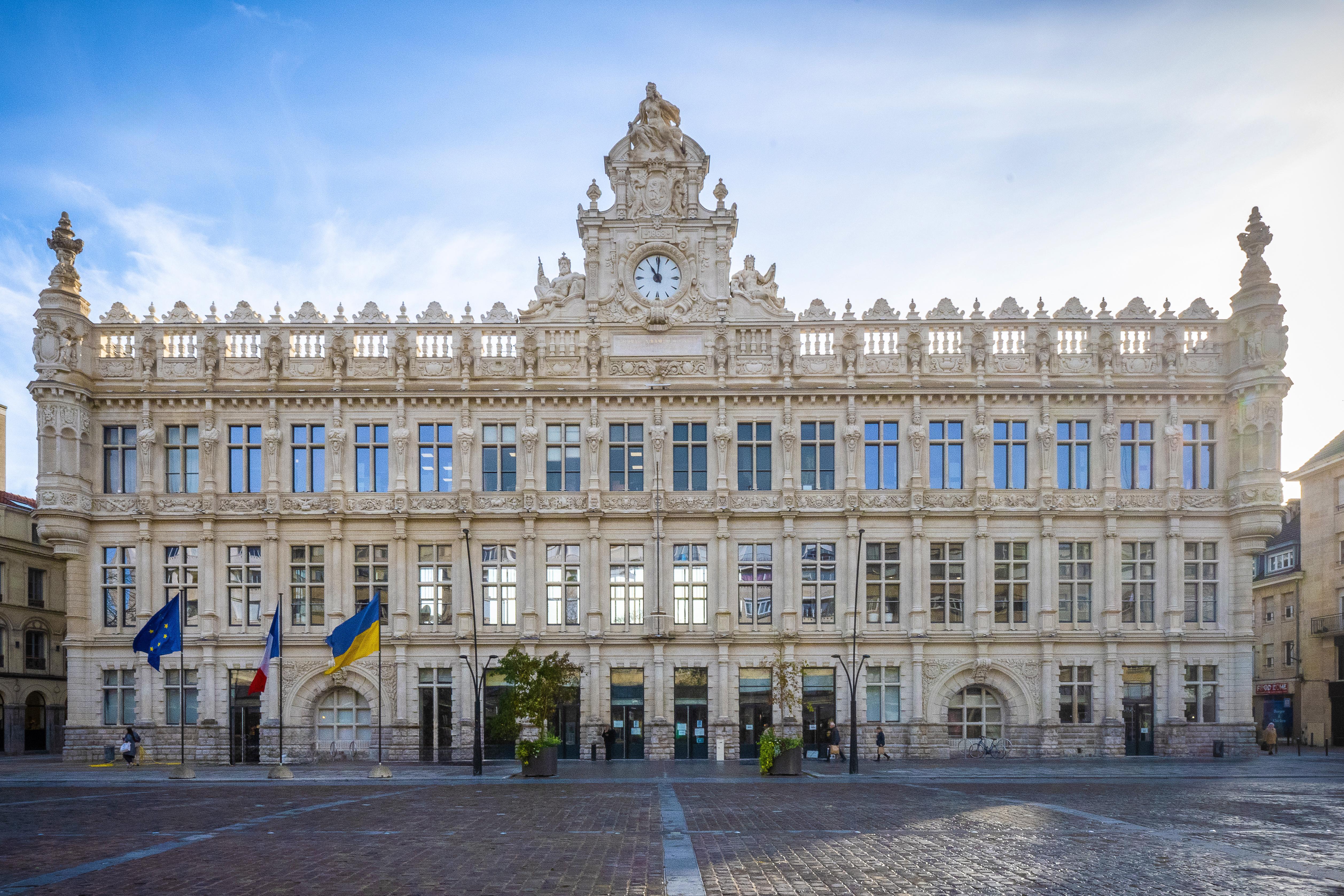Hotel Baudouin Valenciennes Bagian luar foto