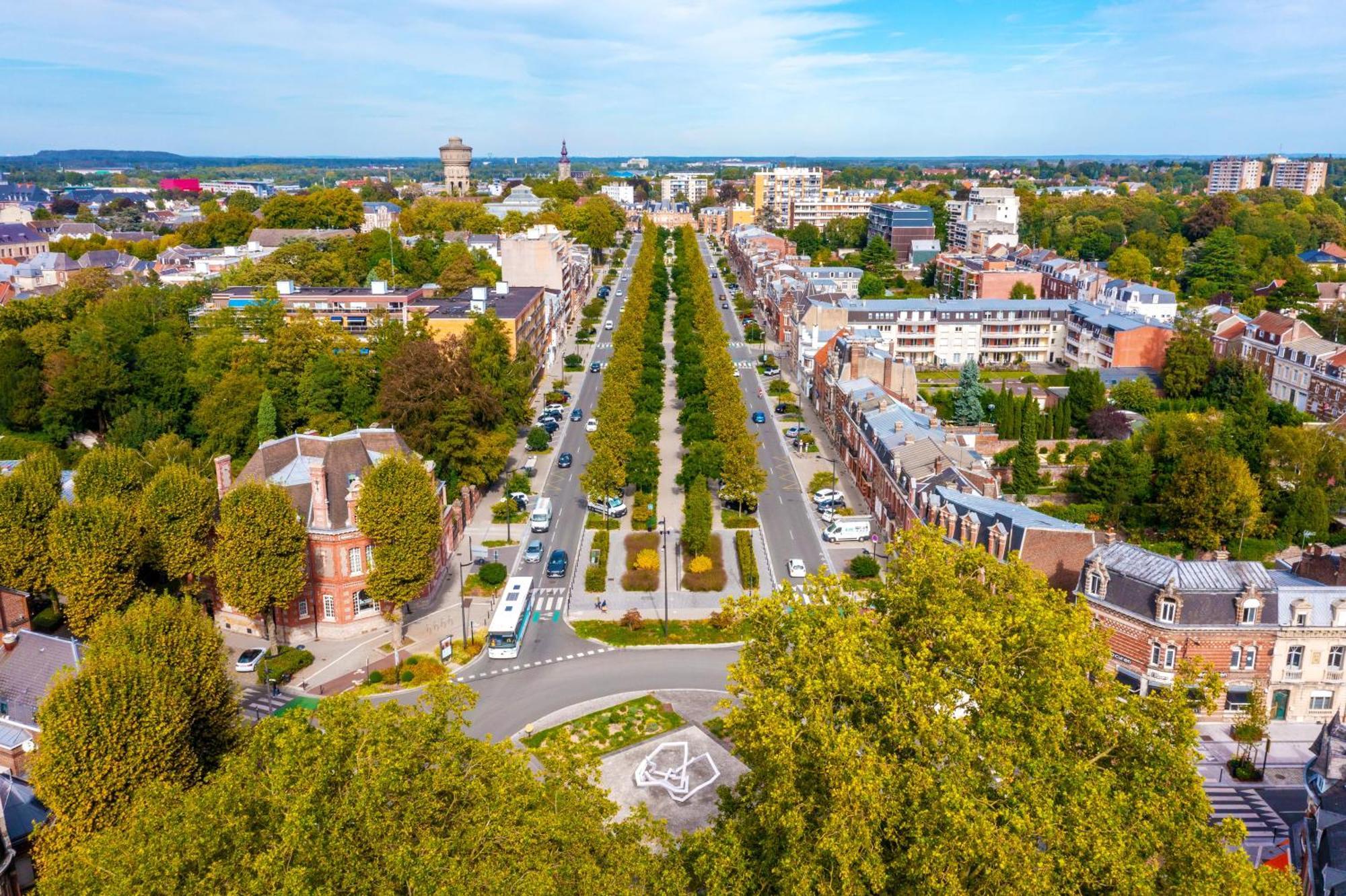 Hotel Baudouin Valenciennes Bagian luar foto