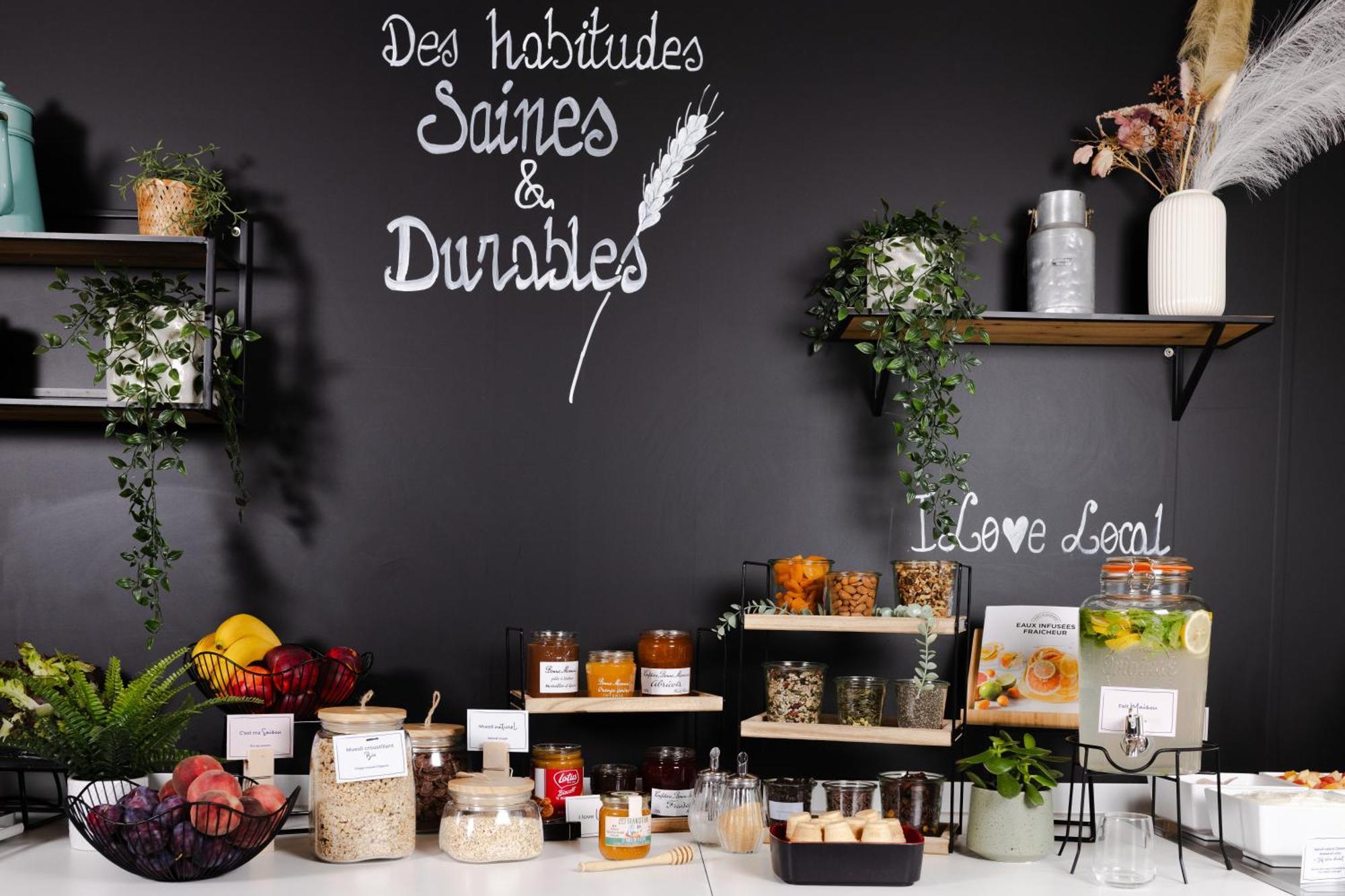 Hotel Baudouin Valenciennes Bagian luar foto